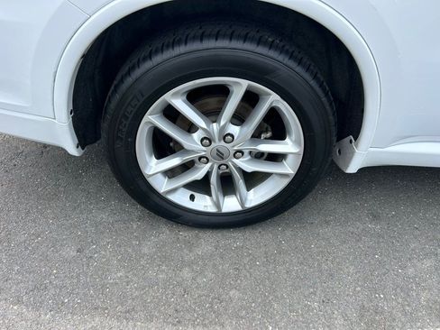 Used 2024 Dodge Durango GT RWD image 13