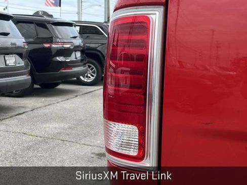 Used 2016 RAM 2500 Laramie AWD/4WD image 10