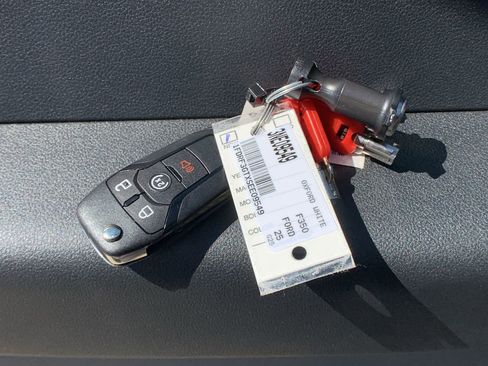 New 2025 Ford F350 XL w/ XL Chrome Package image 20