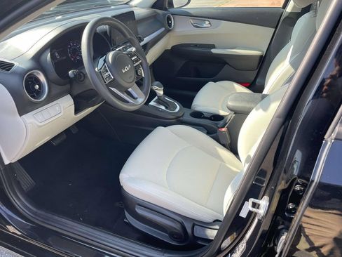 Used 2023 Kia Forte LXS FWD image 15