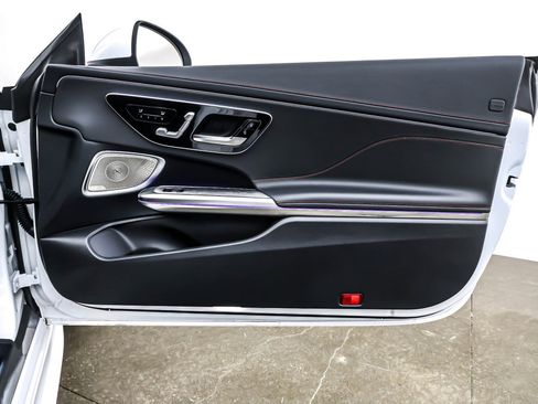 Certified 2025 Mercedes-Benz CLE 53 AMG 4MATIC Cabriolet image 25