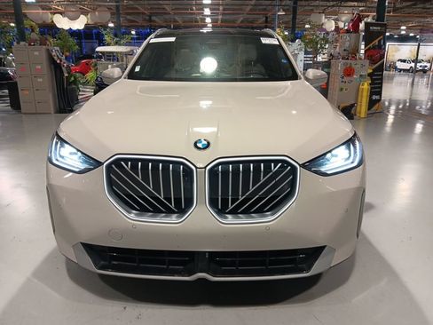 Certified 2026 BMW X3 xDrive30i AWD/4WD image 10