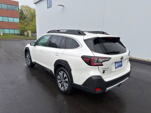 Used 2023 Subaru Outback Limited XT AWD/4WD image 6