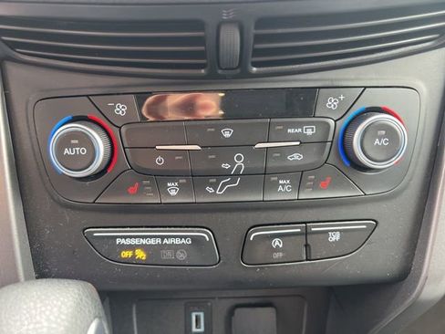 Used 2018 Ford Escape SE w/ SE Sync 3 Package image 28