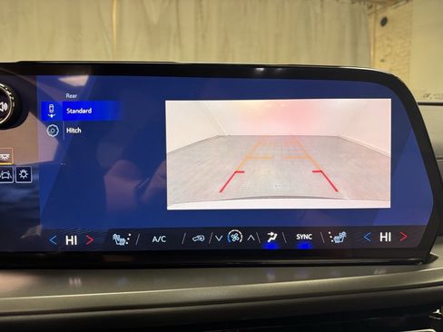 New 2026 Chevrolet Traverse LT w/ LPO, Floor Liner Package image 31