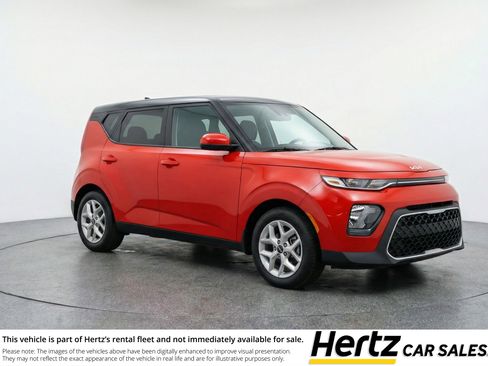 Used 2025 Kia Soul LX w/ LX Technology Package image 1