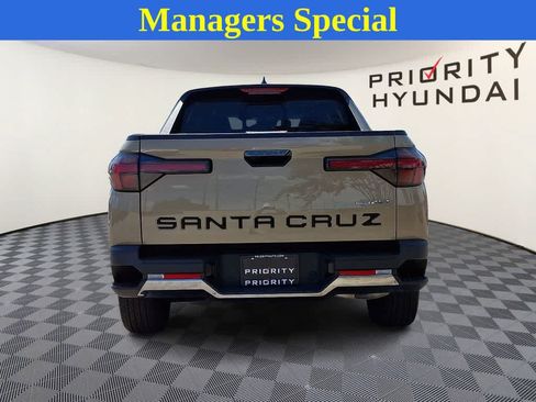 Used 2024 Hyundai Santa Cruz Limited AWD/4WD image 5