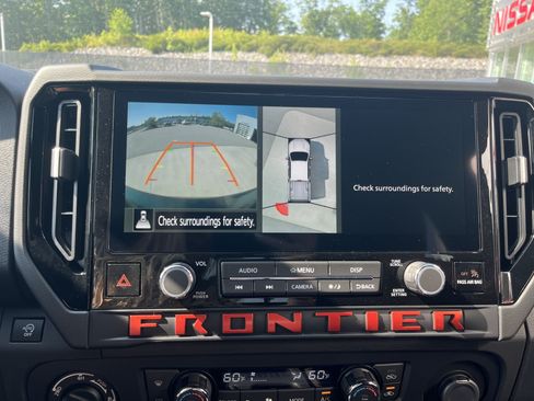 New 2026 Nissan Frontier PRO-4X w/ Pro-4x Convenience Package AWD/4WD image 25