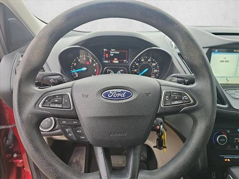 Used 2018 Ford Escape SE w/ SE Sync 3 Package image 14