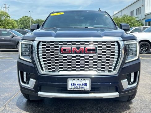 Used 2021 GMC Yukon Denali w/ Denali Premium Package AWD/4WD image 2