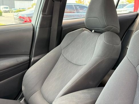 Used 2022 Toyota Corolla LE FWD image 14