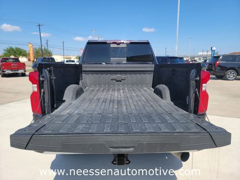 Used 2024 Chevrolet Silverado 2500 LTZ w/ LTZ Texas Edition image 31