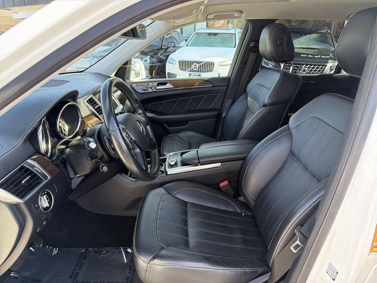 Used 2015 Mercedes-Benz GL 450 4MATIC image 35