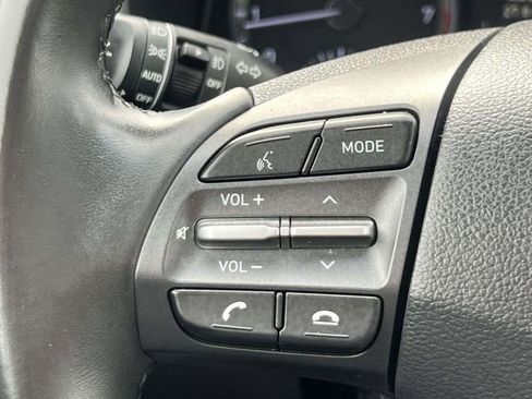 Used 2021 Hyundai Kona SEL Plus image 22