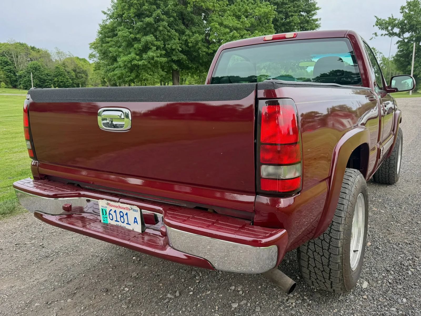 Used 2001 Chevrolet Silverado 1500 LS w/ Off-Road Chassis Pkg AWD/4WD image 29