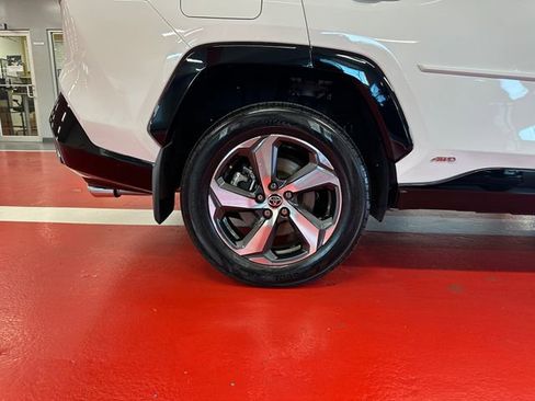 Certified 2024 Toyota RAV4 SE w/ Weather & Moonroof Package AWD/4WD image 29