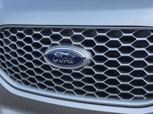 Used 2024 Ford Edge SEL w/ Convenience Package AWD/4WD image 12