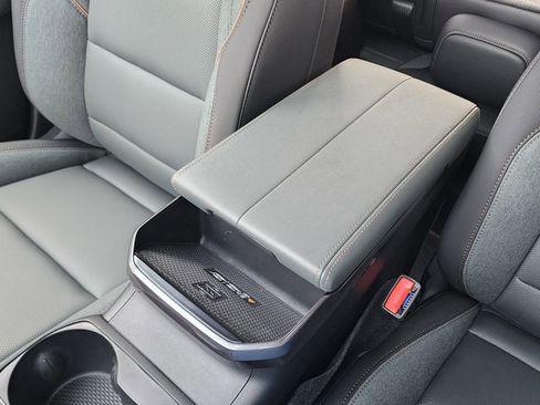 New 2026 GMC Terrain AT4 w/ Convenience Package III AWD/4WD image 33