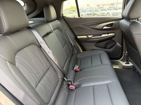 New 2026 Buick Envista Avenir FWD image 23