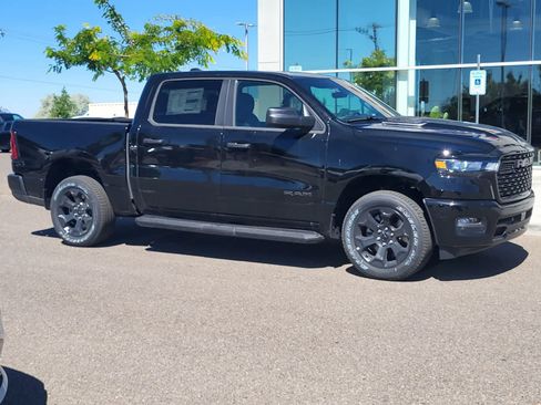 New 2026 RAM 1500 Express AWD/4WD image 3