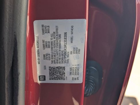 Used 2024 GMC Canyon Elevation w/ Trailering Package image 35