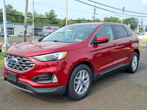 Used 2022 Ford Edge SEL w/ Convenience Package AWD/4WD image 8