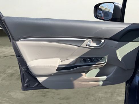 Used 2014 Honda Civic Hybrid Sedan image 15