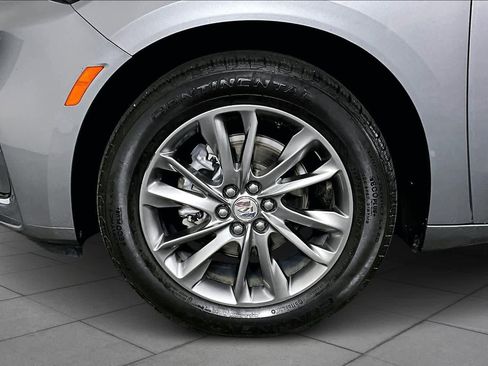 Used 2023 Buick Enclave Avenir image 11