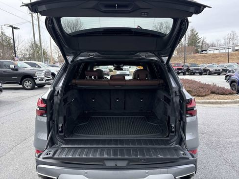 Used 2024 BMW X5 xDrive40i w/ Premium Package AWD/4WD image 27