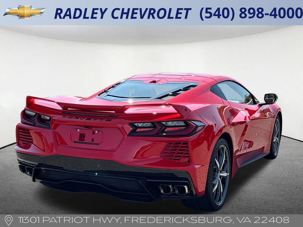 Used 2021 Chevrolet Corvette Stingray Premium Cpe w/ Z51 Performance Package RWD image 18