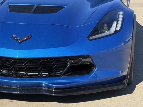 Used 2016 Chevrolet Corvette Z06 w/ 2LZ Preferred Equipment Group image 12