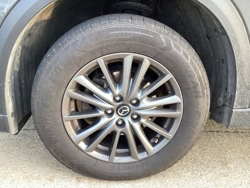 Used 2017 MAZDA CX-5 Touring w/ Preferred Equipment Package AWD/4WD image 6