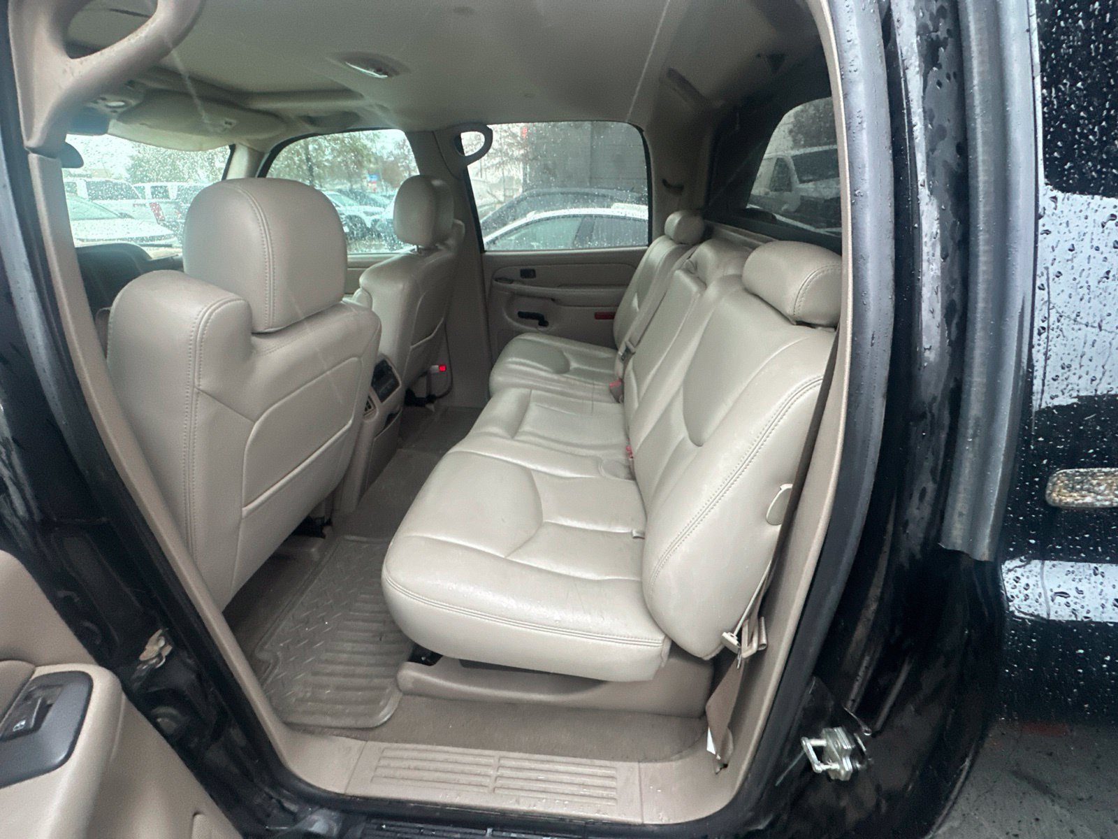 Used 2006 Chevrolet Avalanche Z71 w/ Sun And Sound Package AWD/4WD image 10