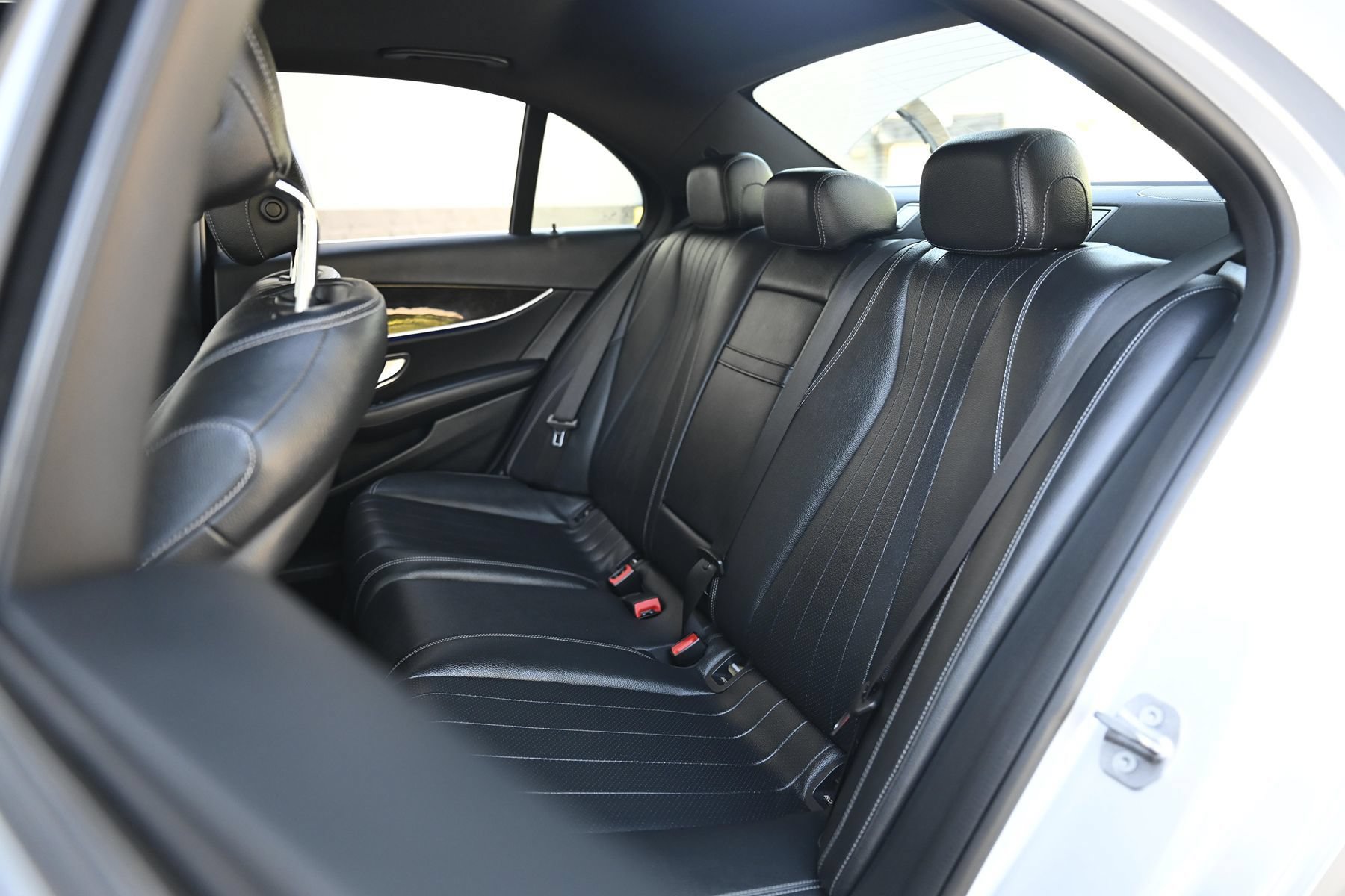Used 2017 Mercedes-Benz E 300 image 19