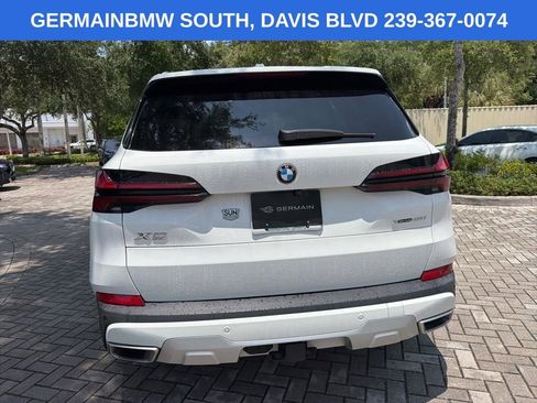 Certified 2024 BMW X5 xDrive40i w/ Premium Package AWD/4WD image 7