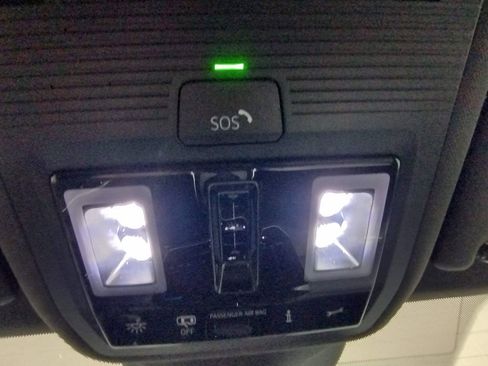 New 2025 Volkswagen ID.4 Pro S image 30