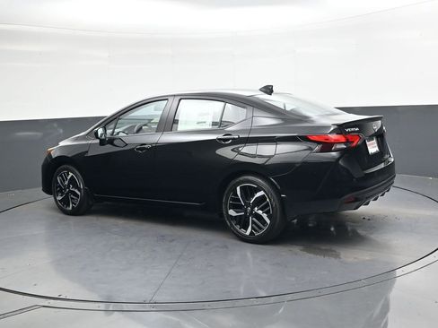 New 2025 Nissan Versa SR w/ Trunk Package image 7