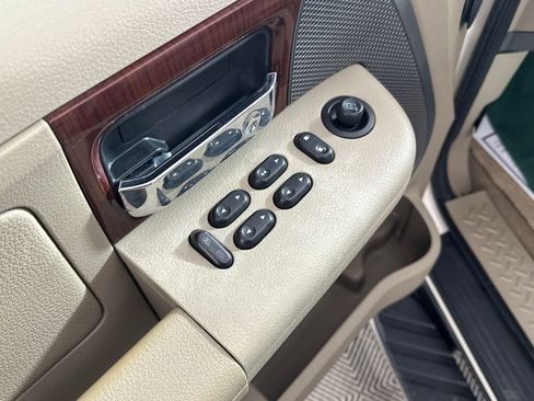 Used 2008 Ford F150 Lariat image 14