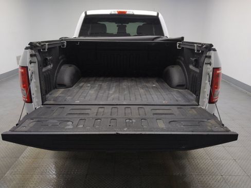 Used 2015 Ford F150 XLT w/ Equipment Group 301A Mid AWD/4WD image 29