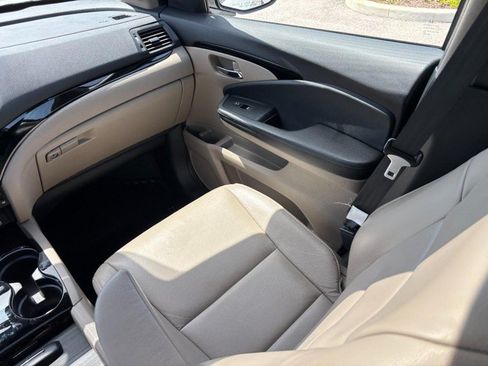 Used 2020 Honda Pilot Touring image 15