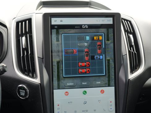 Used 2023 Ford Edge SEL w/ Convenience Package AWD/4WD image 24