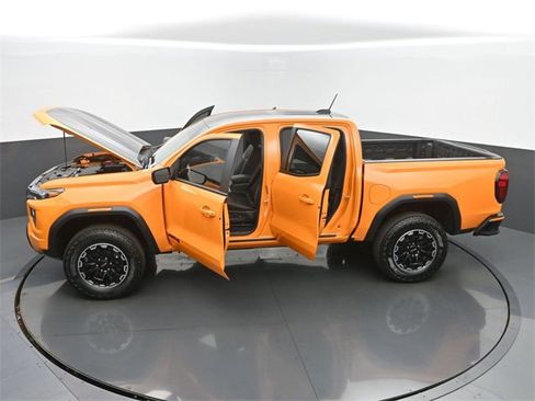 New 2026 GMC Canyon AT4 w/ AT4 Premium Package image 63