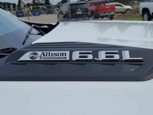 Used 2024 Chevrolet Silverado 2500 Custom w/ Custom Value Package AWD/4WD image 6