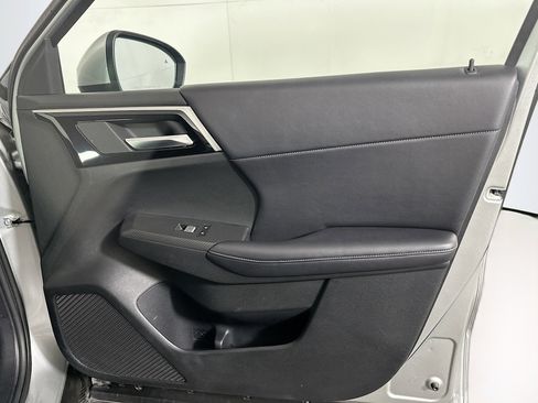 Used 2024 Mitsubishi Outlander SE image 35