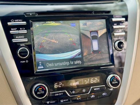 Used 2015 Nissan Murano Platinum w/ Platinum Technology Package image 13