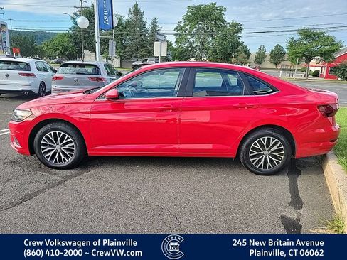 Certified 2021 Volkswagen Jetta S FWD image 25