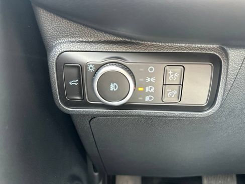 Used 2026 Ford Explorer ST-Line w/ ST-Line Street Pack AWD/4WD image 40