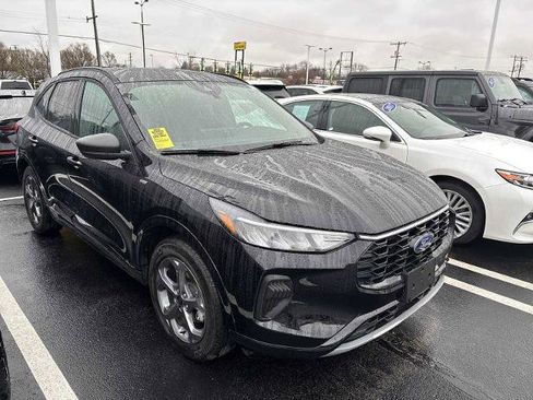 Certified 2024 Ford Escape ST-Line w/ Tech Pack #1 image 5