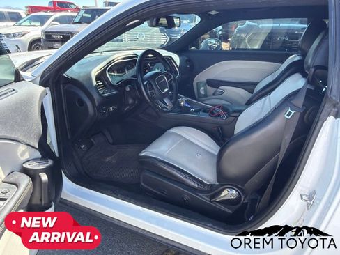 Used 2018 Dodge Challenger GT w/ Driver Convenience Group AWD/4WD image 20