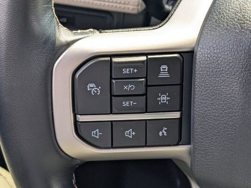 Used 2024 Ford Expedition Limited RWD image 23
